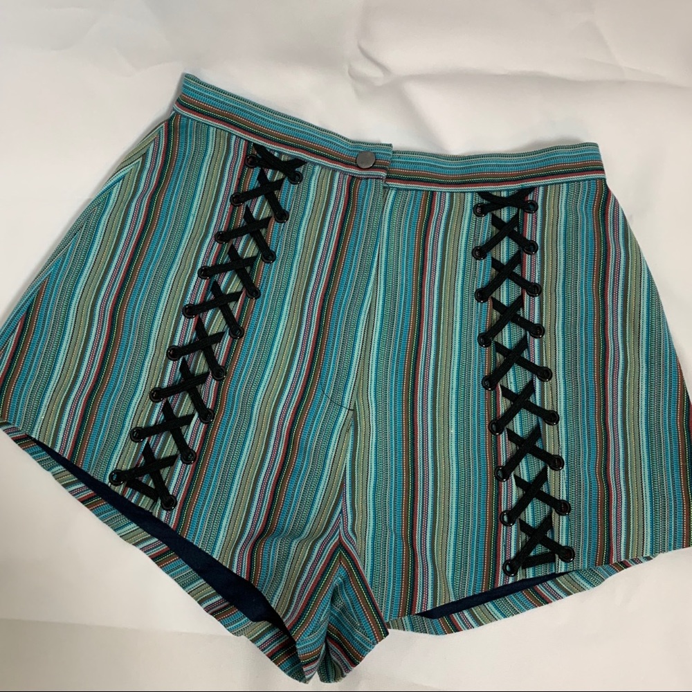 (LF) run cinta run blue shorts